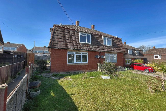 37 Kingston Close, Street, Somerset, BA16 0DD 6