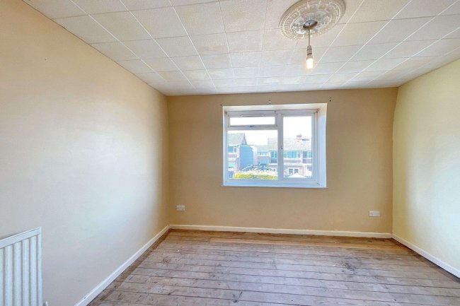 37 Kingston Close, Street, Somerset, BA16 0DD 6