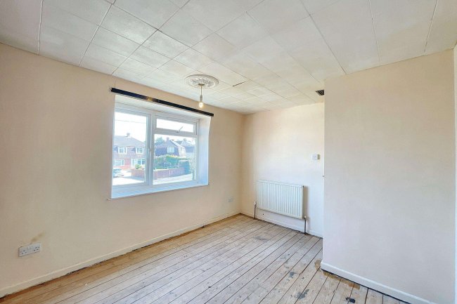 37 Kingston Close, Street, Somerset, BA16 0DD 6