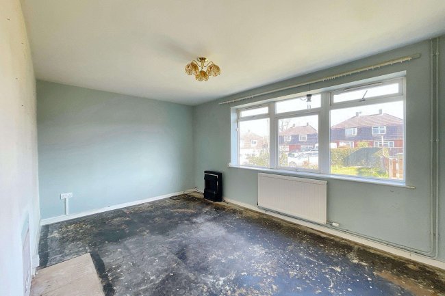 37 Kingston Close, Street, Somerset, BA16 0DD 6