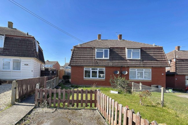 37 Kingston Close, Street, Somerset, BA16 0DD 6