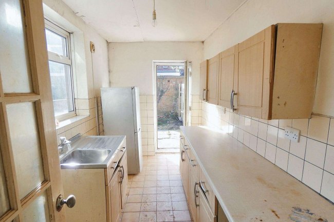 50 Tunis Street, Hull, North Humberside, Hull,  HU5 1EZ 9