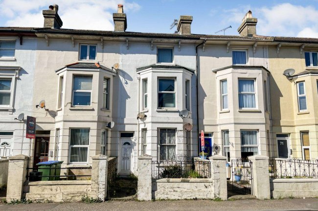 67A Arundel Road, Littlehampton, West Sussex, BN17 7DE 1