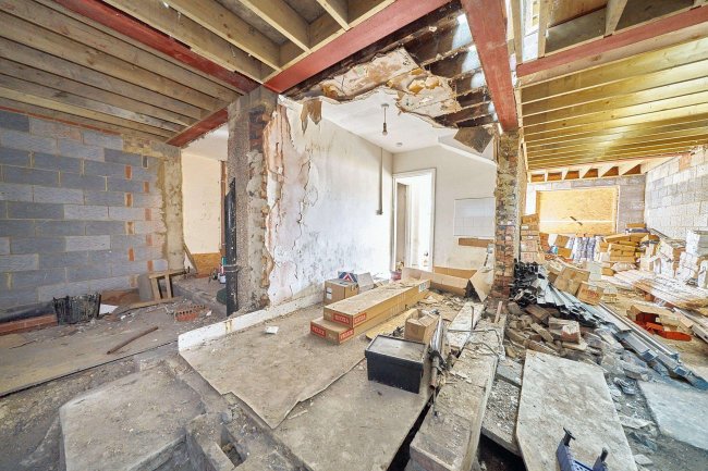 1 Merlins Avenue, Harrow, HA2 9ET 10