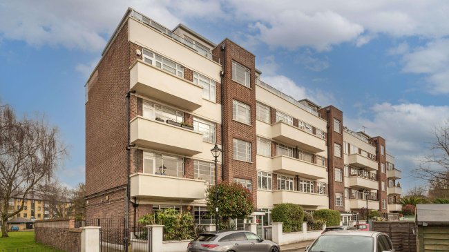 Flat 29 Osier Court, Osier Street, Stepney Green, London, E1 4AP 2