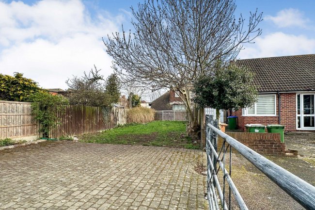 Land to the rear of 1 & 2 St Leonard's Close, Welling, Kent, DA16 2DN 1