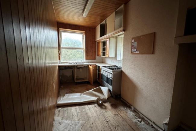 3 Church Street, Old Town, Eastbourne, East Sussex, BN21 1HN 3