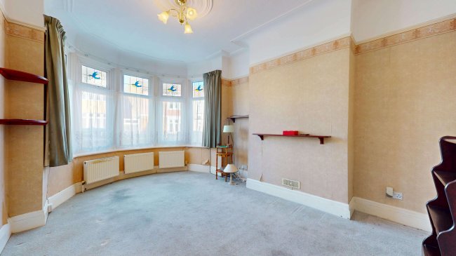 80 Westcliff Park Drive, Westcliff-On-Sea, SS0 9LP 9