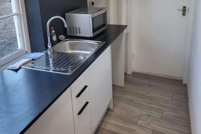 87 High Street, Hythe, Kent, CT21 5JH 5