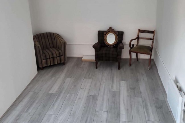 87 High Street, Hythe, Kent, CT21 5JH 5