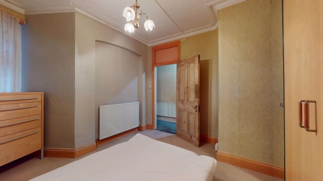 3b Vicarage Mansions, Abbotsford Avenue, Tottenham, London, N15 3BP 3