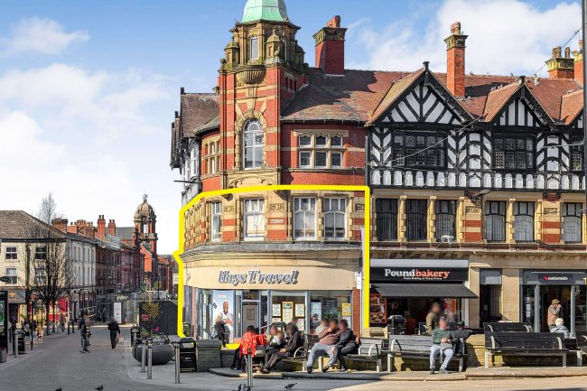 26 Market Place & 5 Market Street, Wigan, Lancashire, WN1 1PJ 10