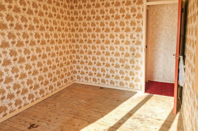 38 Brampton Close, Cheshunt, Waltham Cross, Hertfordshire EN7 6HZ 8