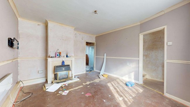 126 Usk Road, South Ockendon, Essex, RM15 4NT 5