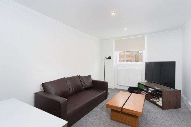 Top Floor Flat, 49-50 Kendal Street London W2 2BP 3