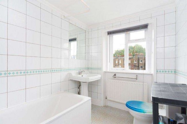 Top Floor Flat, 49-50 Kendal Street London W2 2BP 3