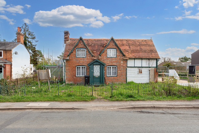 87 High Street, Milton, Abingdon, Oxfordshire, OX14 4EJ 2