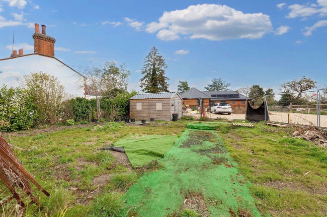 87 High Street, Milton, Abingdon, Oxfordshire, OX14 4EJ 2