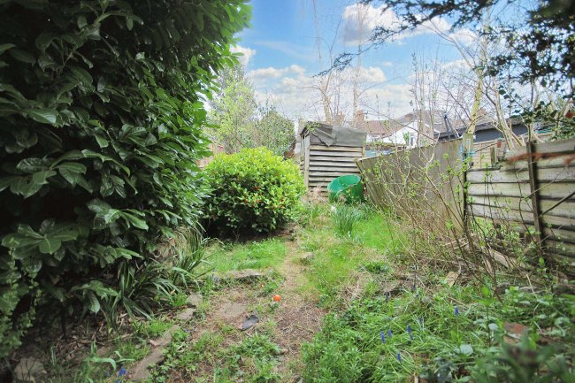 85 Kings Avenue, Watford, Hertfordshire, WD18 7SB 1