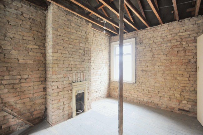 85 Kings Avenue, Watford, Hertfordshire, WD18 7SB 1