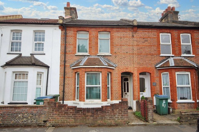 85 Kings Avenue, Watford, Hertfordshire, WD18 7SB 1