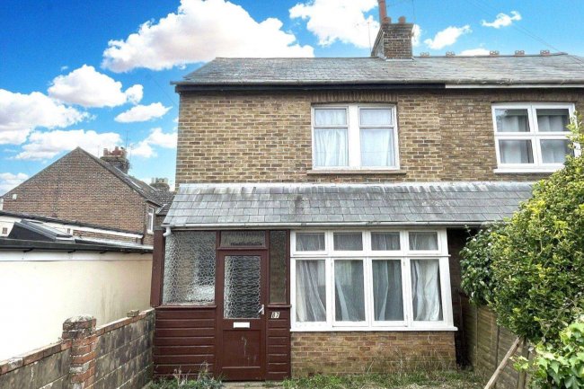 87 Essex Road, Bognor Regis, West Sussex, PO21 2BY 10