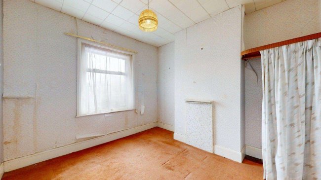 87 Essex Road, Bognor Regis, West Sussex, PO21 2BY 10