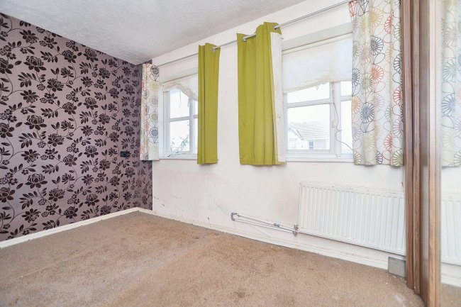 6 Grasshaven Way, Thamesmead, London, SE28 8TH 4