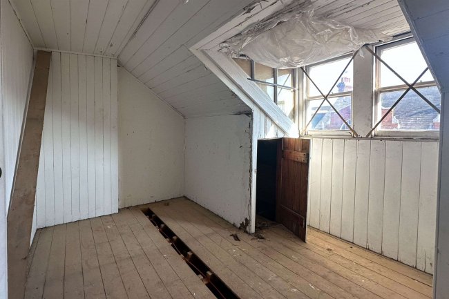 129-133 Hamilton Road, Felixstowe, Suffolk, IP11 7AB 8