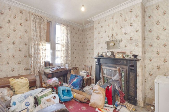 14 Thurgarton Street, Nottingham, NG2 4AG 1