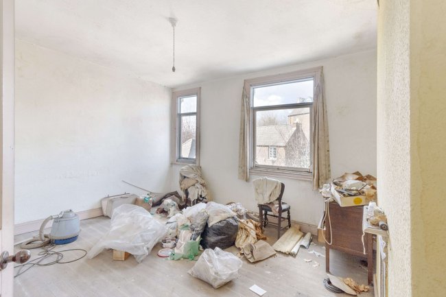 14 Thurgarton Street, Nottingham, NG2 4AG 1