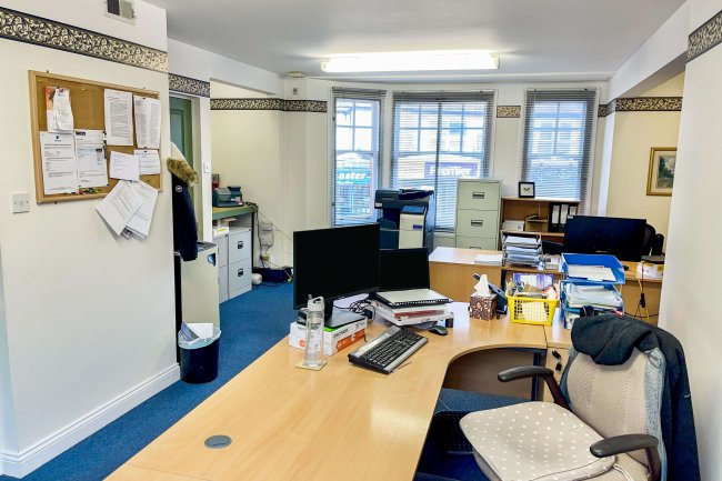 151-155 London Road, Hemel Hempstead, Hertfordshire, HP3 9SQ 7