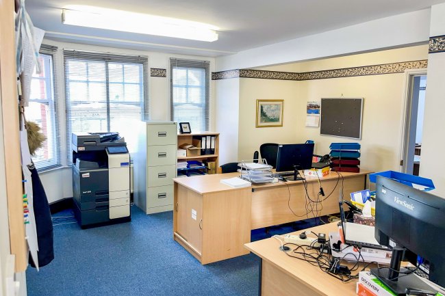 151-155 London Road, Hemel Hempstead, Hertfordshire, HP3 9SQ 7