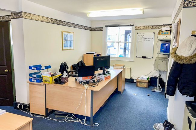 151-155 London Road, Hemel Hempstead, Hertfordshire, HP3 9SQ 7