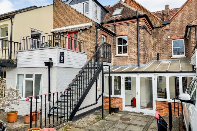 151-155 London Road, Hemel Hempstead, Hertfordshire, HP3 9SQ 7