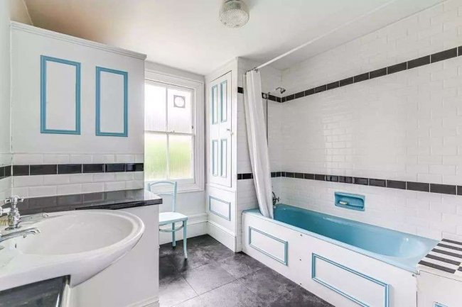 61 St James Road, Croydon, CR0 2US 7