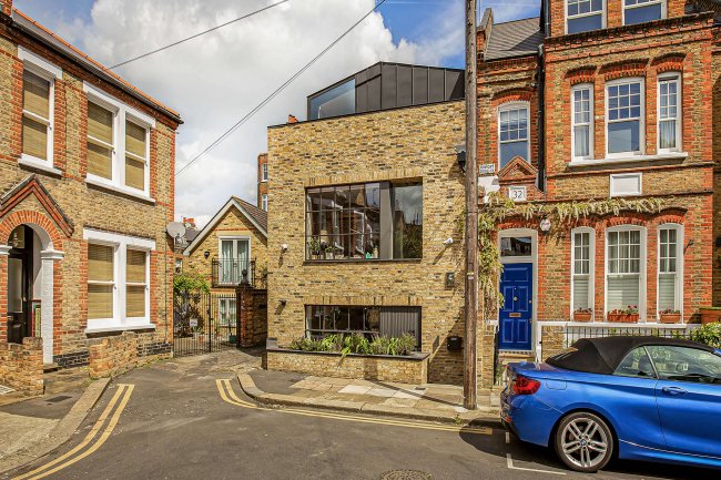 31 Ruvigny Gardens, Putney, London, SW15 1JR 7