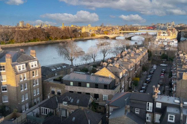 31 Ruvigny Gardens, Putney, London, SW15 1JR 7