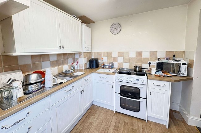 2a Abbey Park Road, Grimsby, North East Lincs, DN32 0HR 9