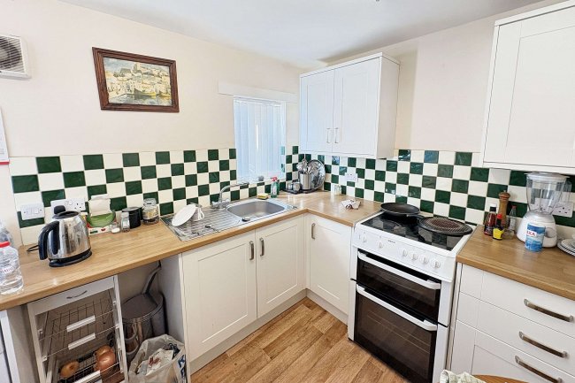 2a Abbey Park Road, Grimsby, North East Lincs, DN32 0HR 9