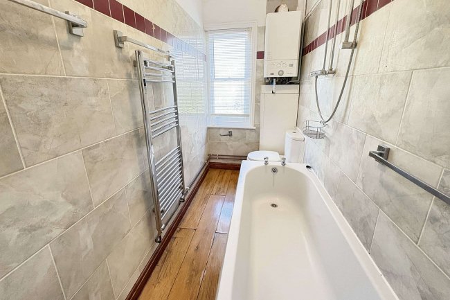 2a Abbey Park Road, Grimsby, North East Lincs, DN32 0HR 9