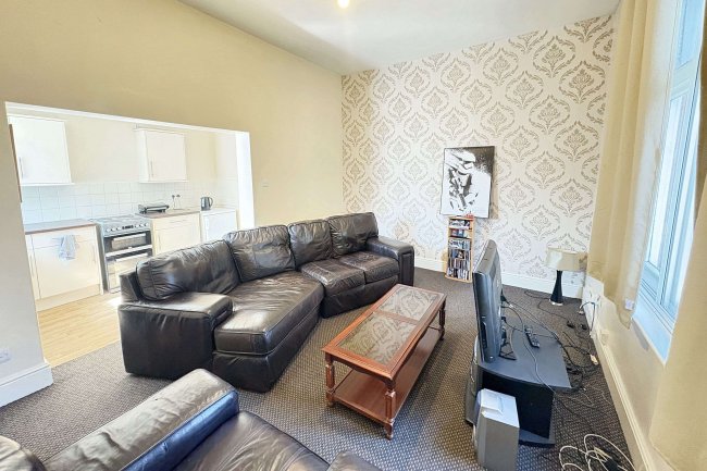 2a Abbey Park Road, Grimsby, North East Lincs, DN32 0HR 9