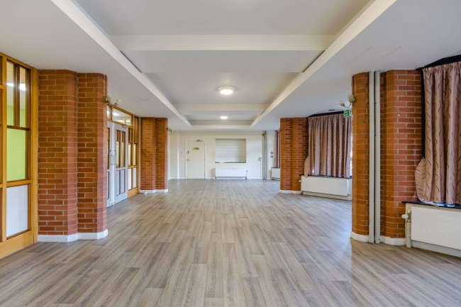 Bradbury Care Home, 2 Roots Hall Drive, Westcliff-on-Sea, Southend-on-Sea SS2 6DA 10