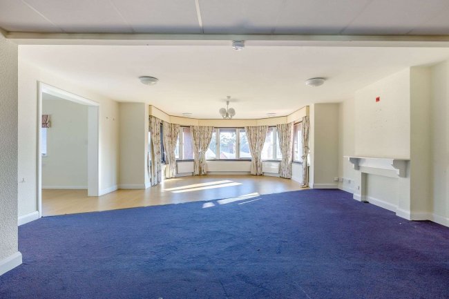 Bradbury Care Home, 2 Roots Hall Drive, Westcliff-on-Sea, Southend-on-Sea SS2 6DA 10