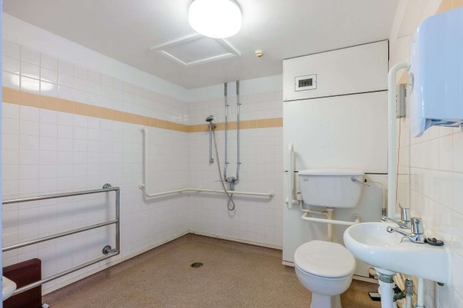 Bradbury Care Home, 2 Roots Hall Drive, Westcliff-on-Sea, Southend-on-Sea SS2 6DA 10