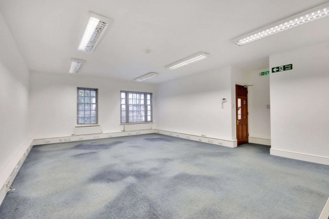 Temple Court, 108-112 Main Road, Sundridge, Sevenoaks, TN14 6ES 9