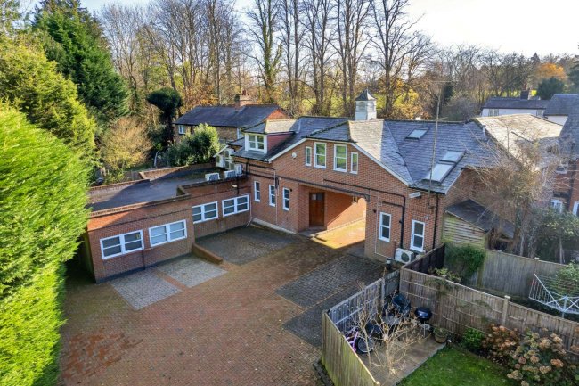 Temple Court, 108-112 Main Road, Sundridge, Sevenoaks, TN14 6ES 9