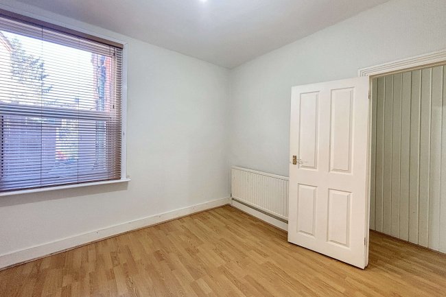 108 Diana Road, Walthamstow, E17 5LF 6