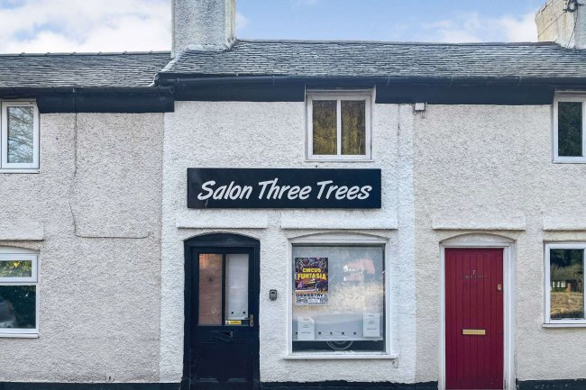 7 & 7A Three Trees, Castle Street, Whittington, SY11 4DB 7