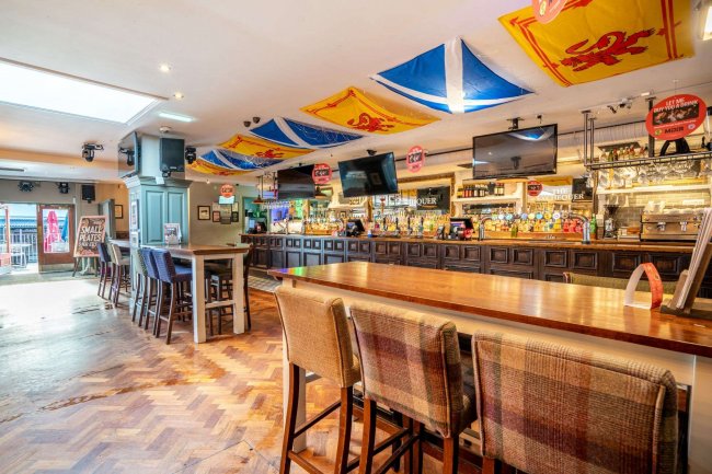 The Exchequer, 60 High Street, Kirkcaldy, KY1 1NB 7